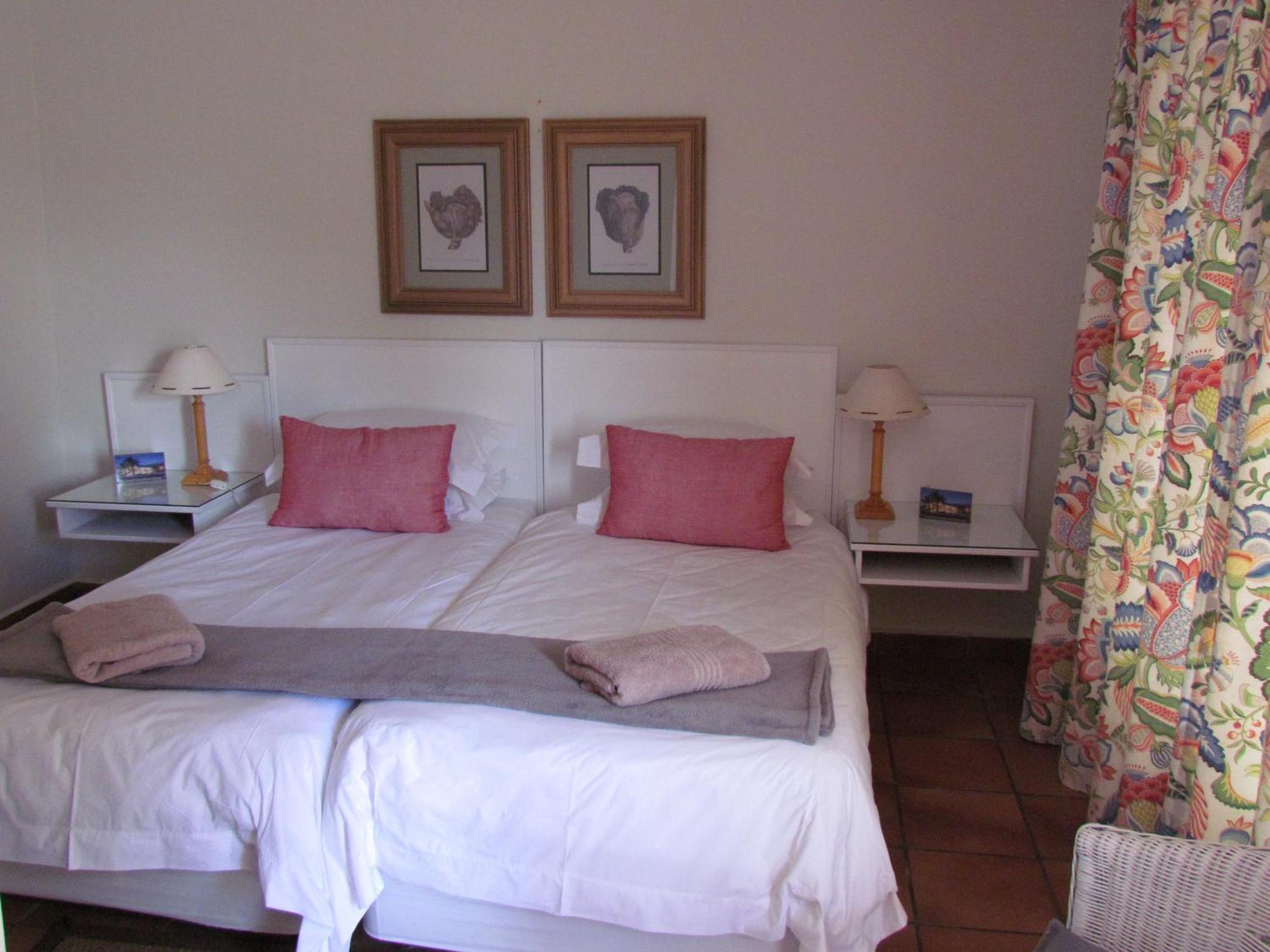 Wagon Wheel Country Lodge Бофорт Уест Стая снимка